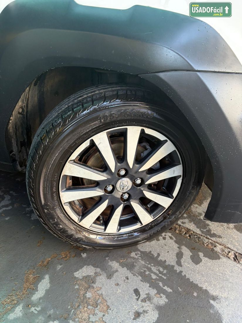 Toyota Etios Hatch Cross 1.5 Mecânico Flex 2014/2014 — foto 12 de 12