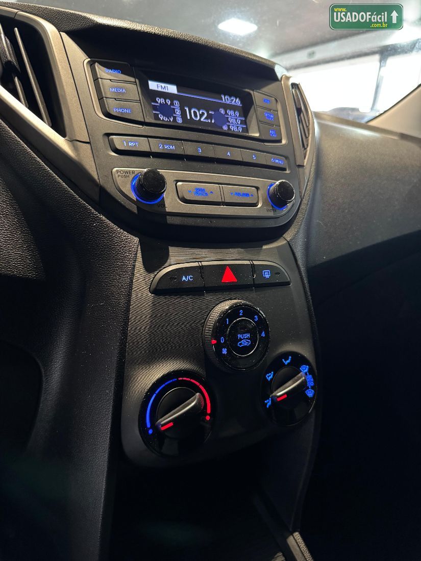 Hyundai HB20 Hatch Comfort 1.0 Flex 2017/2018 — foto 13 de 18