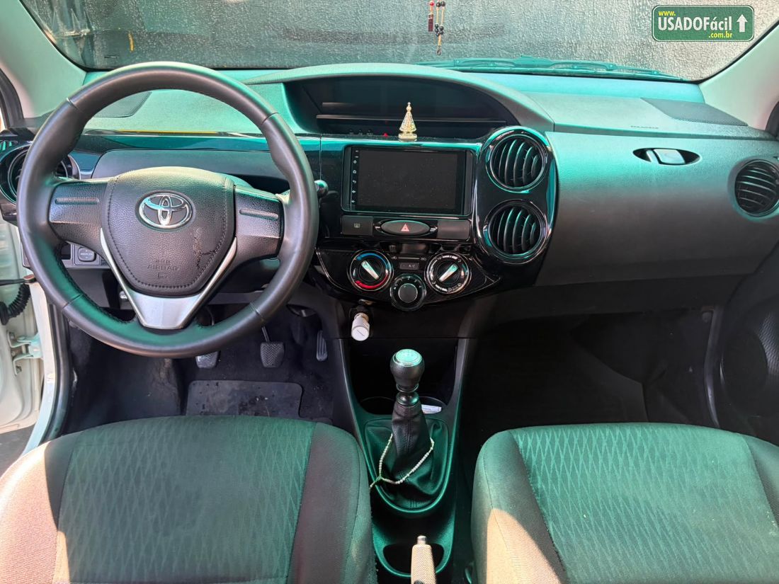 Toyota Etios Hatch X 1.3 Mecânico Flex 2017/2018 — foto 11 de 14