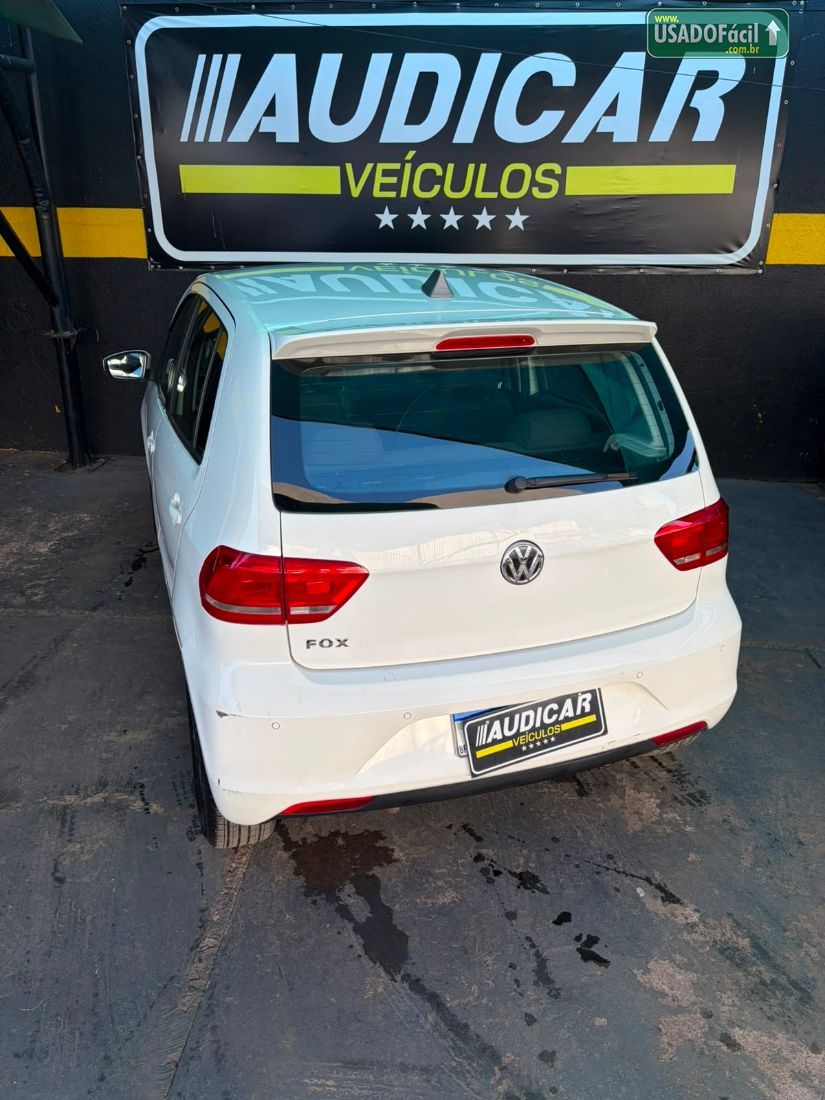 Volkswagen Fox Comfortline 1.0 4P Flex 2015/2015 — foto 6 de 16