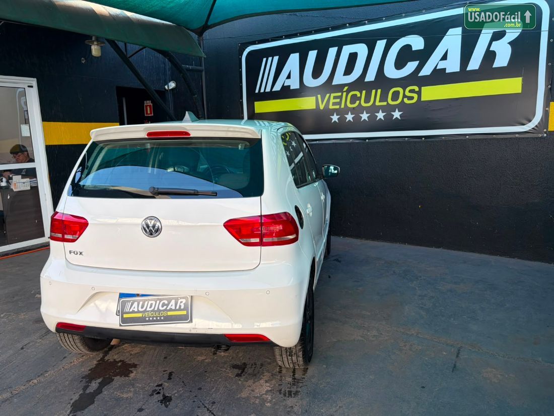 Volkswagen Fox Comfortline 1.0 4P Flex 2015/2015 — foto 7 de 16