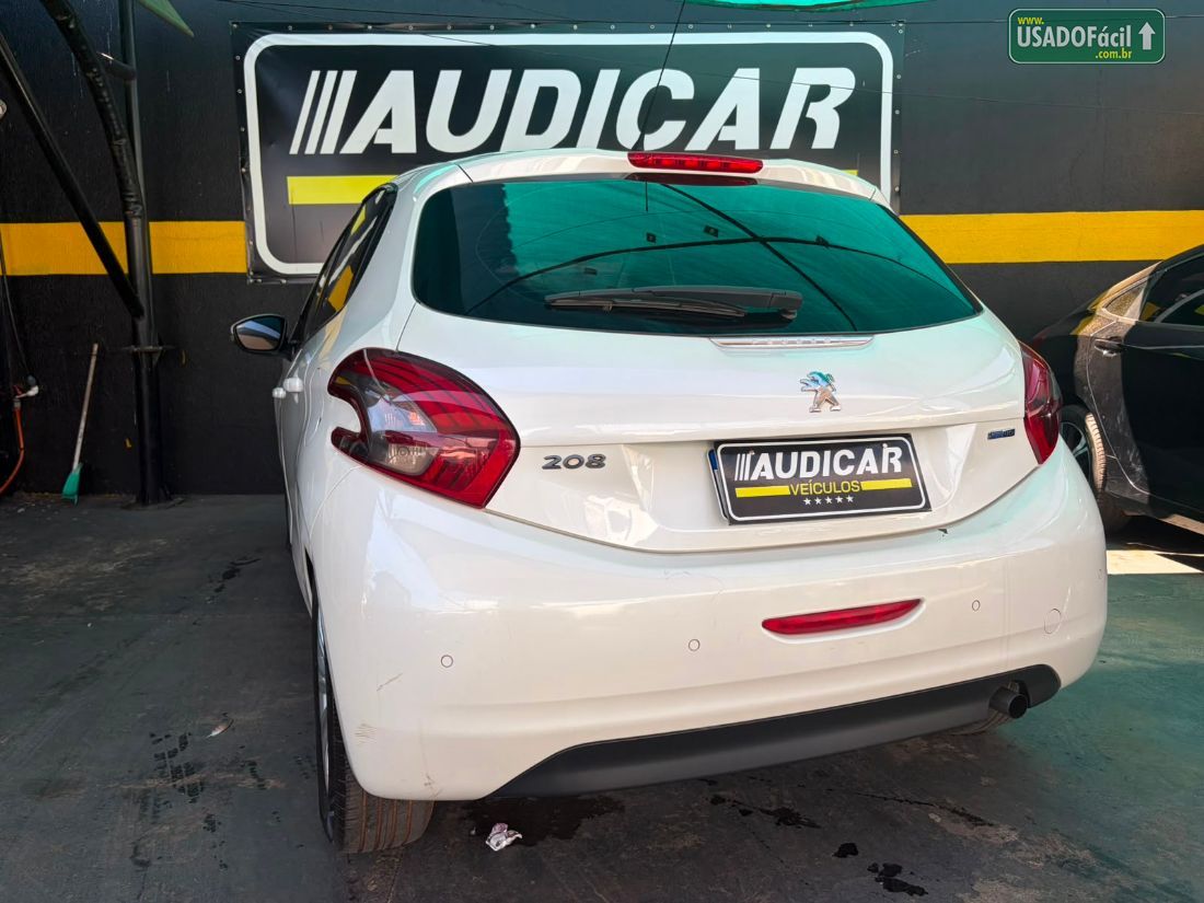 Peugeot Peugeot 208 Allure 1.2 Flex 2016/2017 — foto 8 de 15