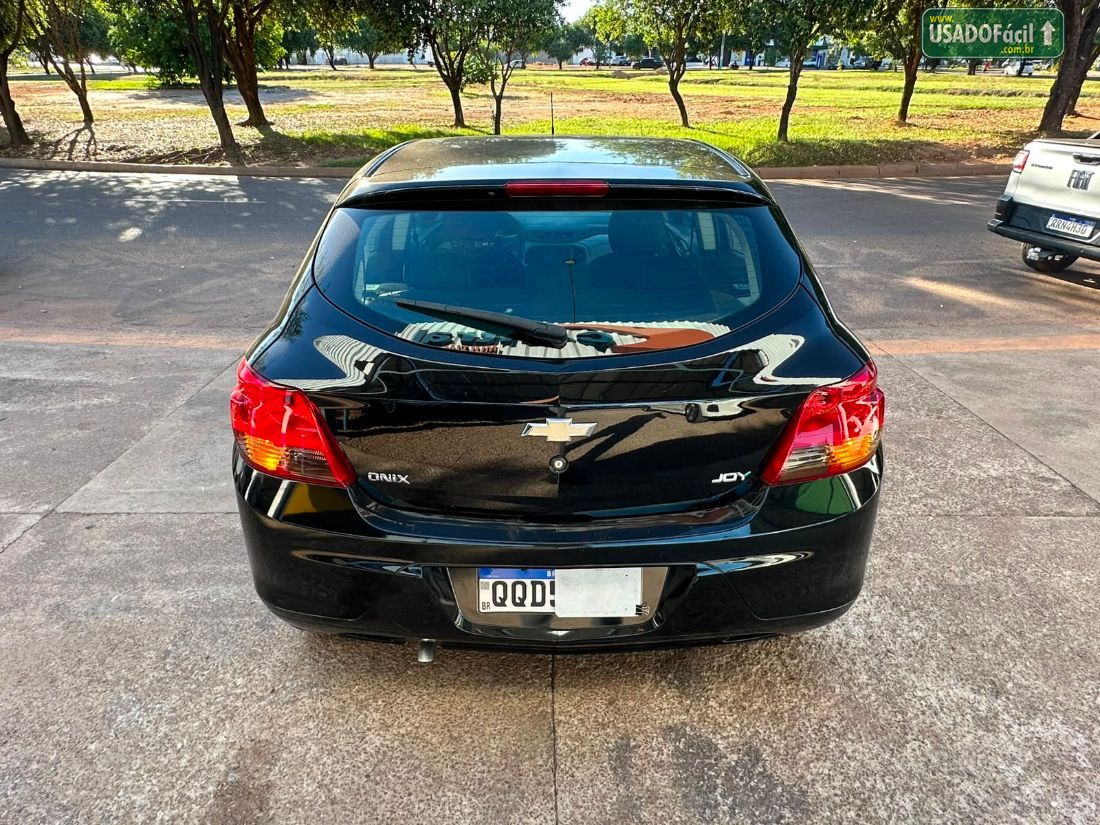 CHEVROLET/GM Onix Joy Hatch 1.0 Mecânico Flex 2019/2019 — foto 14 de 17