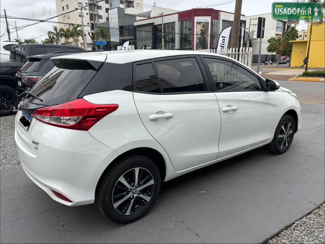 TOYOTA Yaris Hatch XS 1.5 Automático Flex 2018/2019 — foto 4 de 10