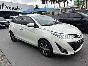 TOYOTA Yaris Hatch XS 1.5 Automático Flex