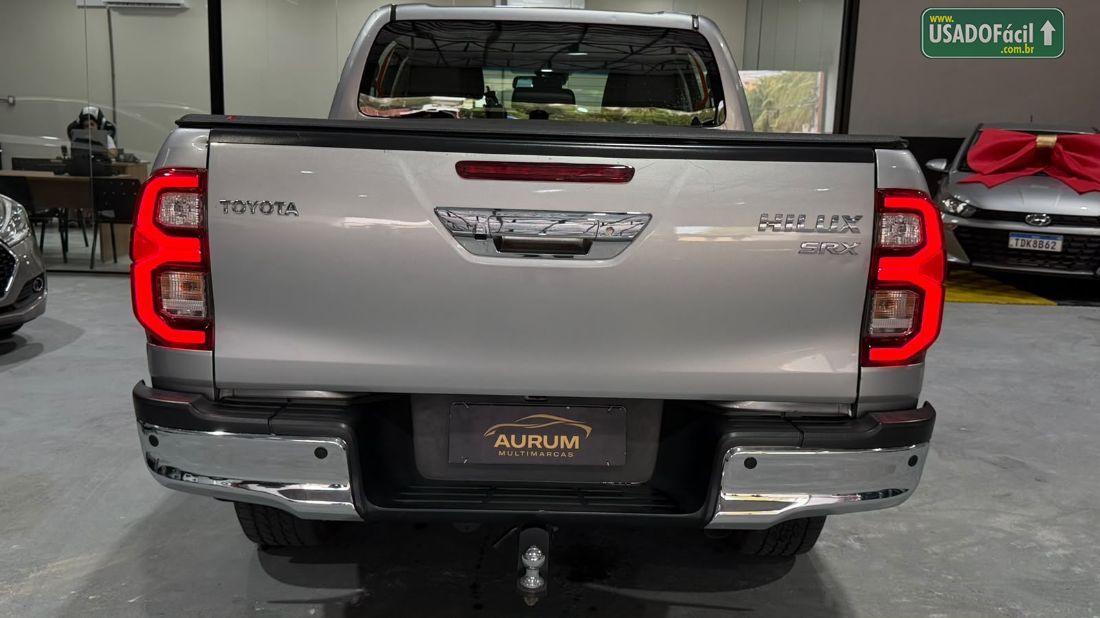 Toyota Hilux SRX CD 2.8 4x4 TDI Automático Diesel 2021/2022 — foto 12 de 14