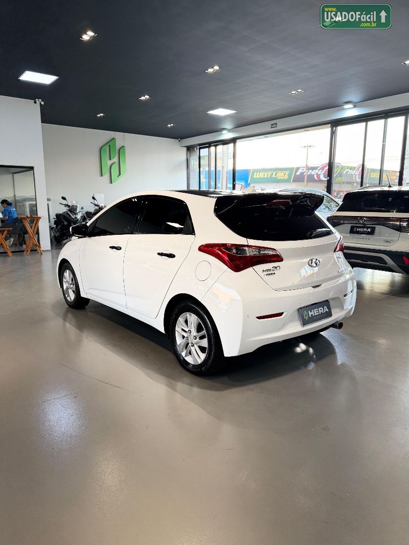 Hyundai HB20 Hatch Premium 1.6 Automático Flex 2015/2015 — foto 5 de 20