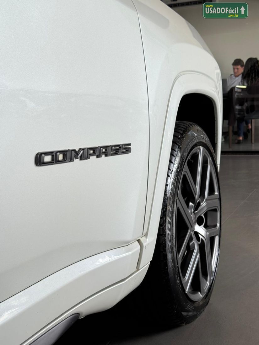 Jeep Compass S T270 1.3 Turbo 4x2 Automático Flex 2024/2025 — foto 13 de 26