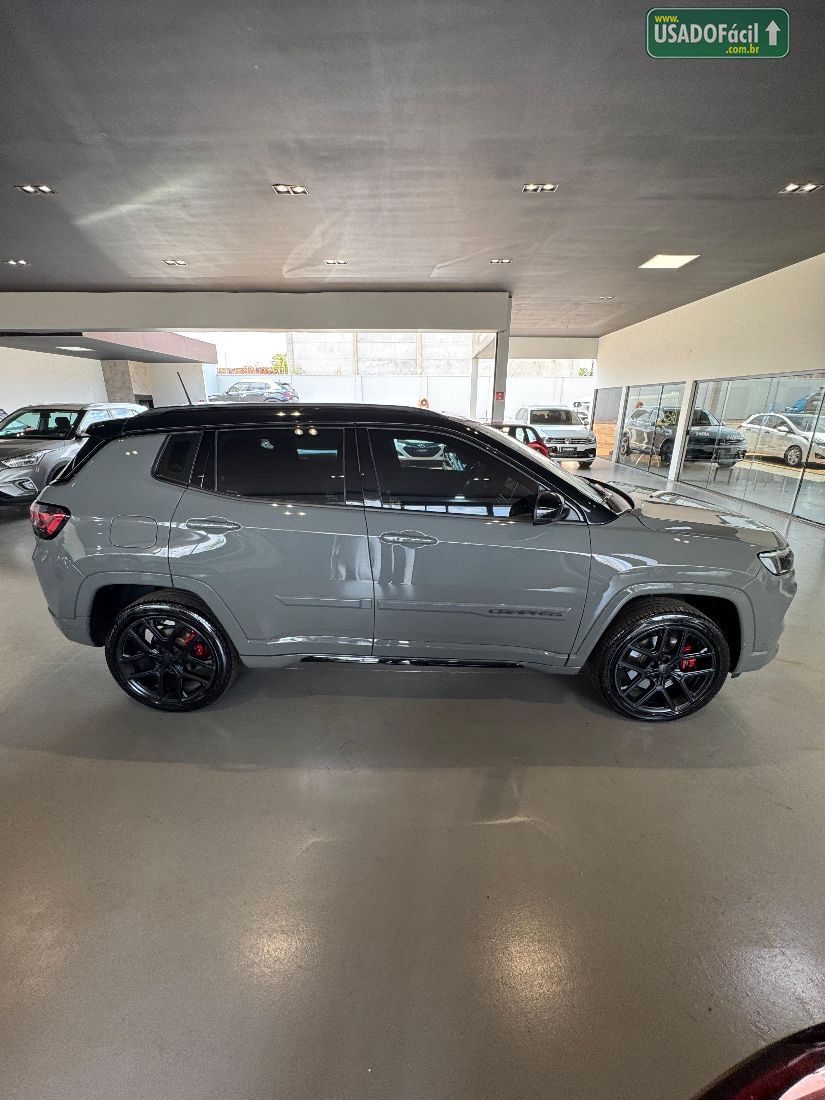 Jeep Compass Black Hurricane 2.0 4x4 Turbo Automático 2024/2025 — foto 8 de 27