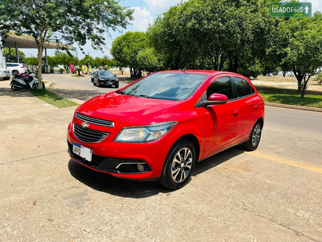CHEVROLET/GM Onix Hatch LTZ 1.4 Mecânico Flex 2013/2014 — foto 3 de 16